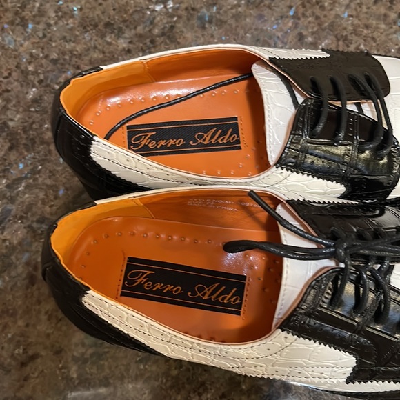 Ferro Aldo wingtip oxfords - Picture 4 of 10